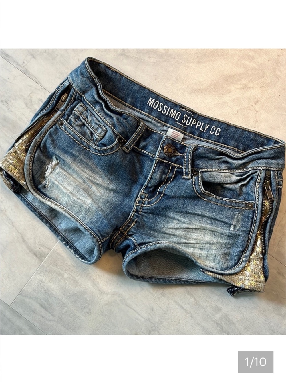 Mossimo Shorts Denim shorts low rise blue/unique gold bling sides Size 1